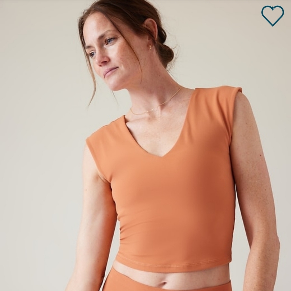 Athleta Transcend crop tee